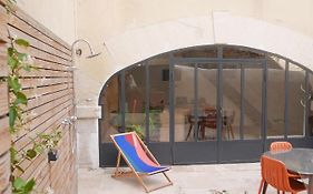 Le Clos Des Confidences