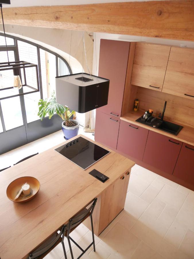 Le Clos Des Confidences Grignan Extérieur photo